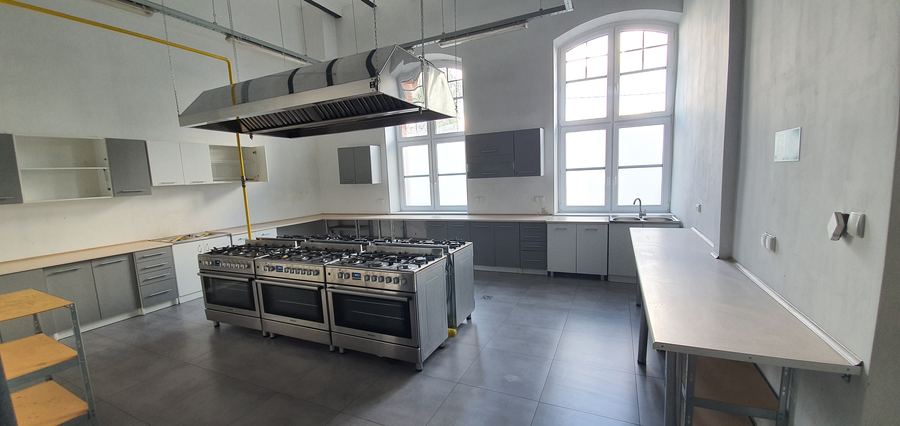 Duży obiekt komercyjny – 4 803 m² — zdjęcie 15