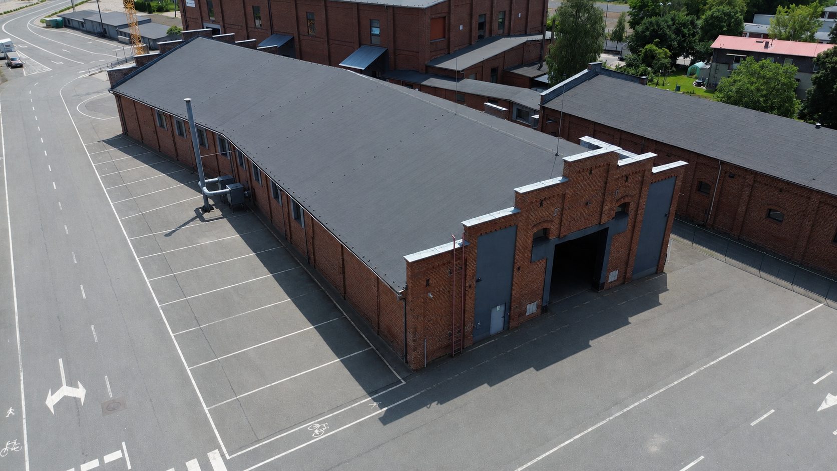 Hala magazynowo-produkcyjna – 1 446,60 m²