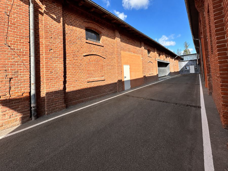 Hala produkcyjno-magazynowa z zapleczem socjalno-biurowym – 851 m² — zdjęcie 6