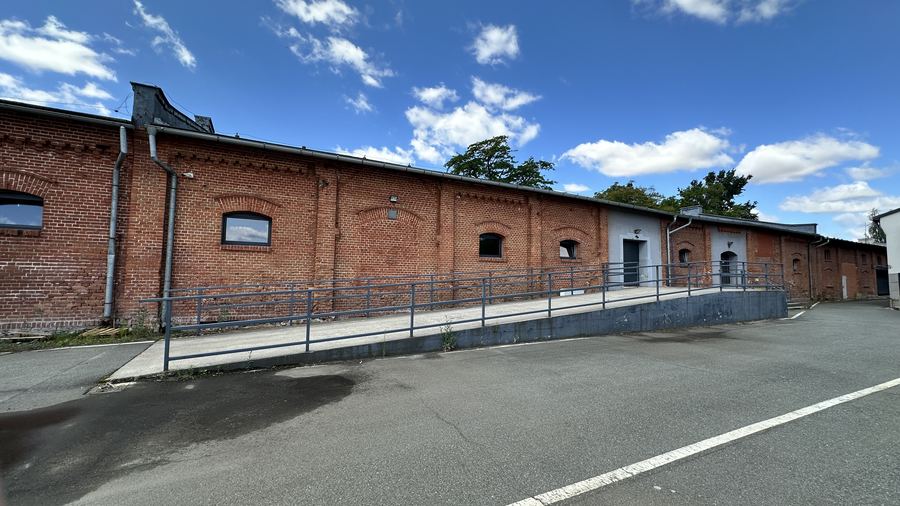 Hala produkcyjno-magazynowa – 692 m² — zdjęcie 4