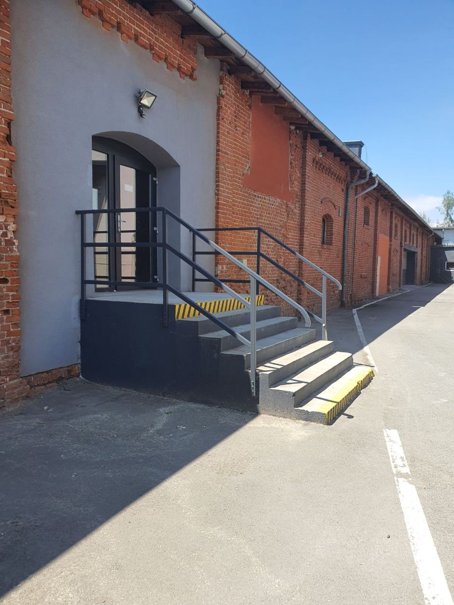 Hala produkcyjno-magazynowa – 692 m² — zdjęcie 8