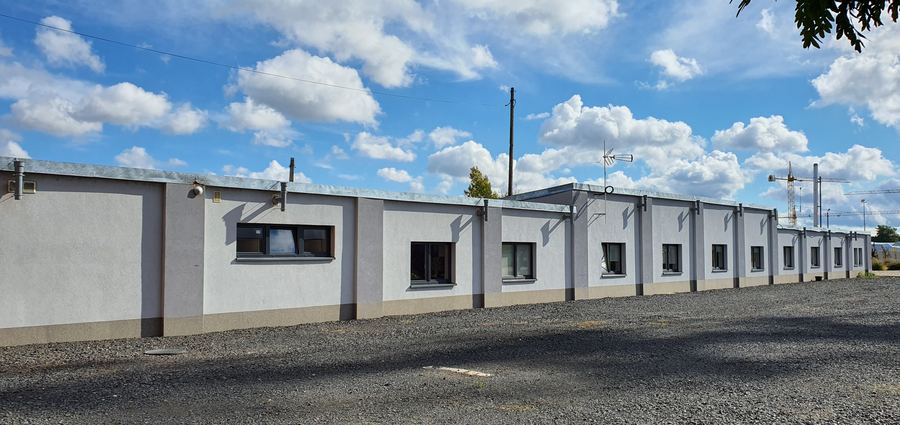 Obiekt noclegowy z zapleczem socjalnym – 392 m² — zdjęcie 2