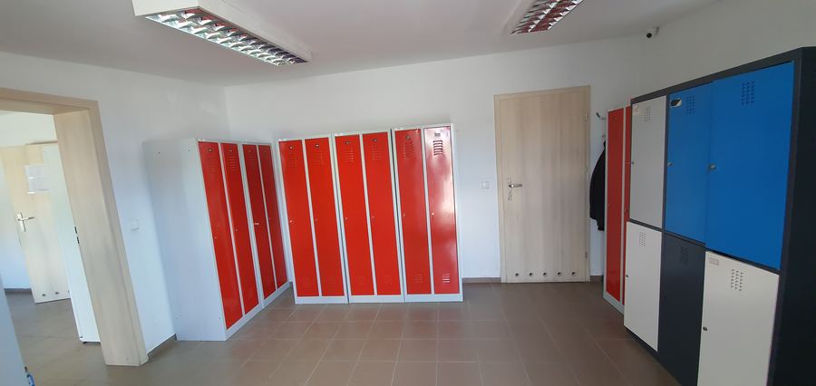 Obiekt noclegowy z zapleczem socjalnym – 392 m² — zdjęcie 4