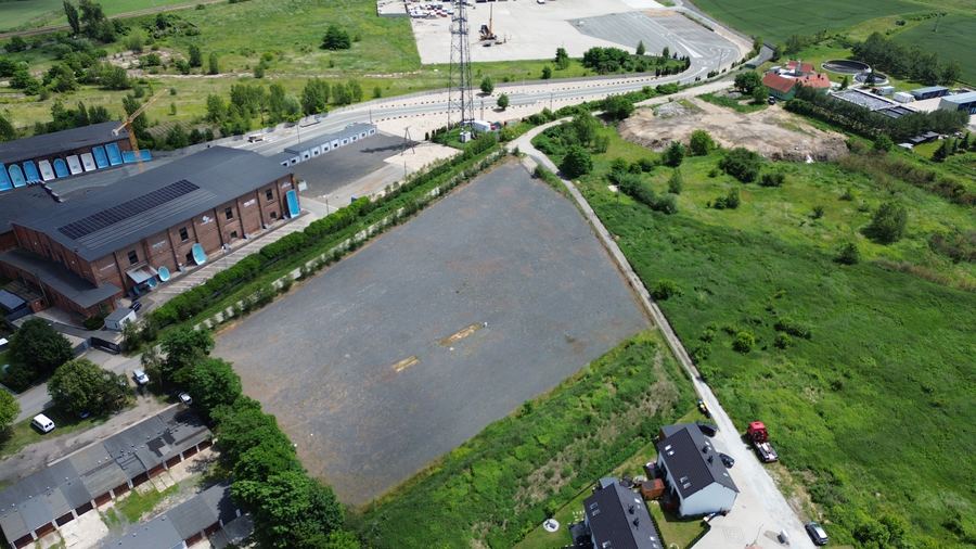 Działka budowlano-inwestycyjna – 1 ha