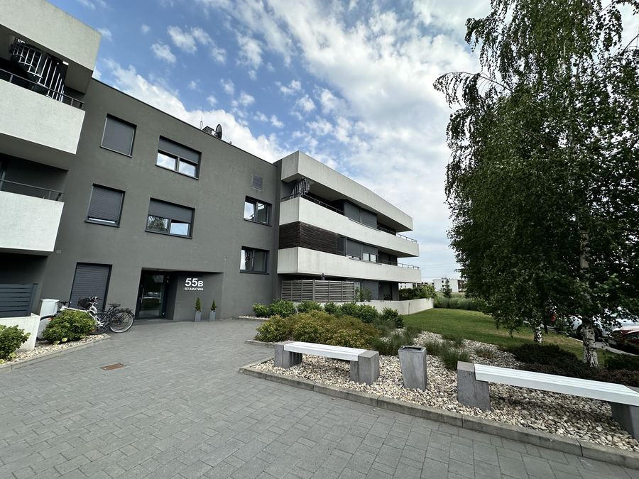 4-pokojowe mieszkanie z prywatnym tarasem na dachu – 74,39 m² — zdjęcie 5
