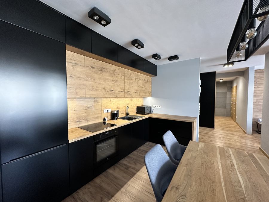 4-pokojowe mieszkanie z prywatnym tarasem na dachu – 74,39 m² — zdjęcie 12