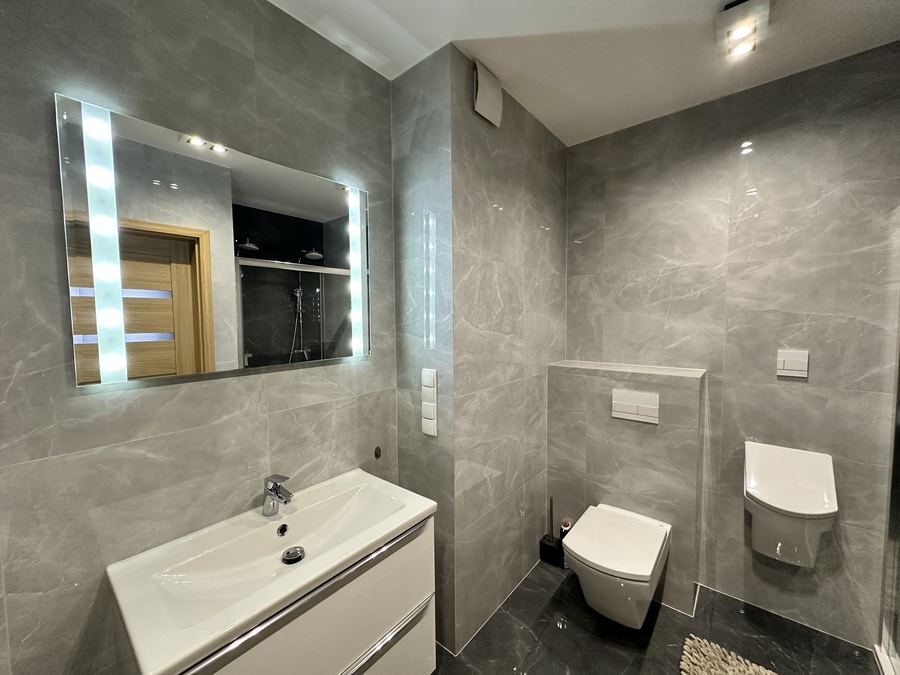 4-pokojowe mieszkanie z prywatnym tarasem na dachu – 74,39 m² — zdjęcie 23