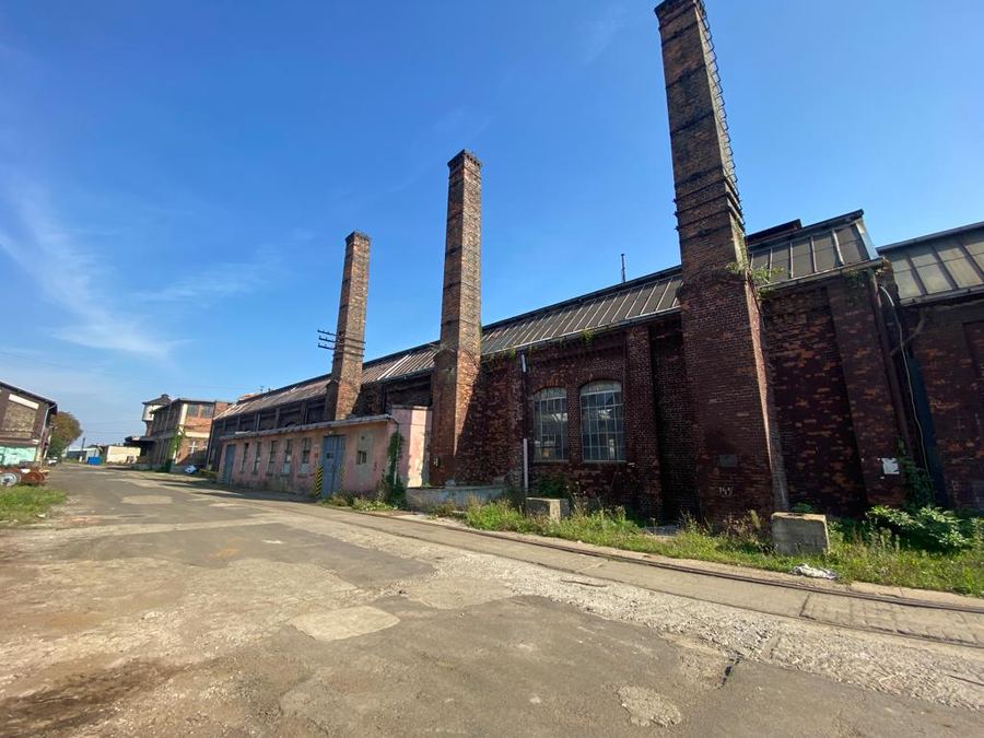 Hala produkcyjno-magazynowa – 1 945 m²