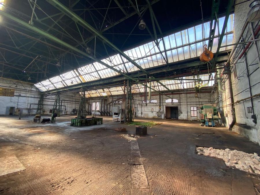 Hala produkcyjno-magazynowa – 1 945 m² — zdjęcie 2