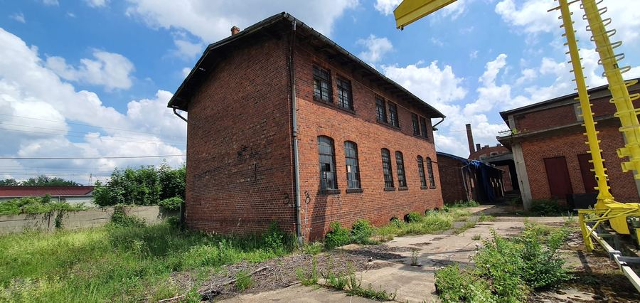 Budynek usługowo-magazynowy – 334 m² — zdjęcie 2