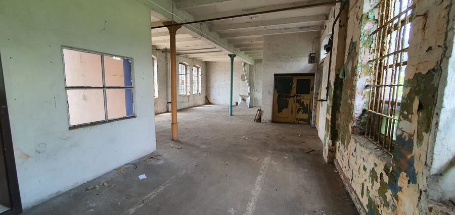 Budynek usługowo-magazynowy – 334 m² — zdjęcie 3