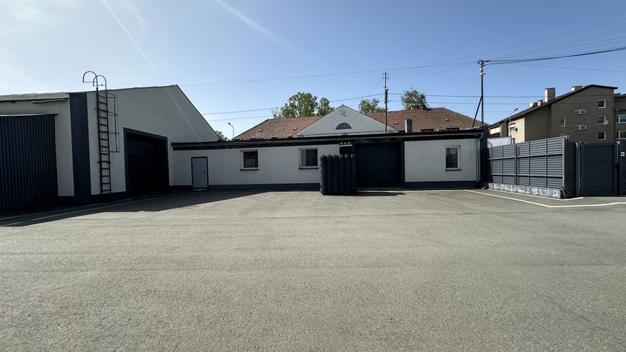 Hala produkcyjno-magazynowa z zapleczem biurowo-socjalnym – 734 m² — zdjęcie 3