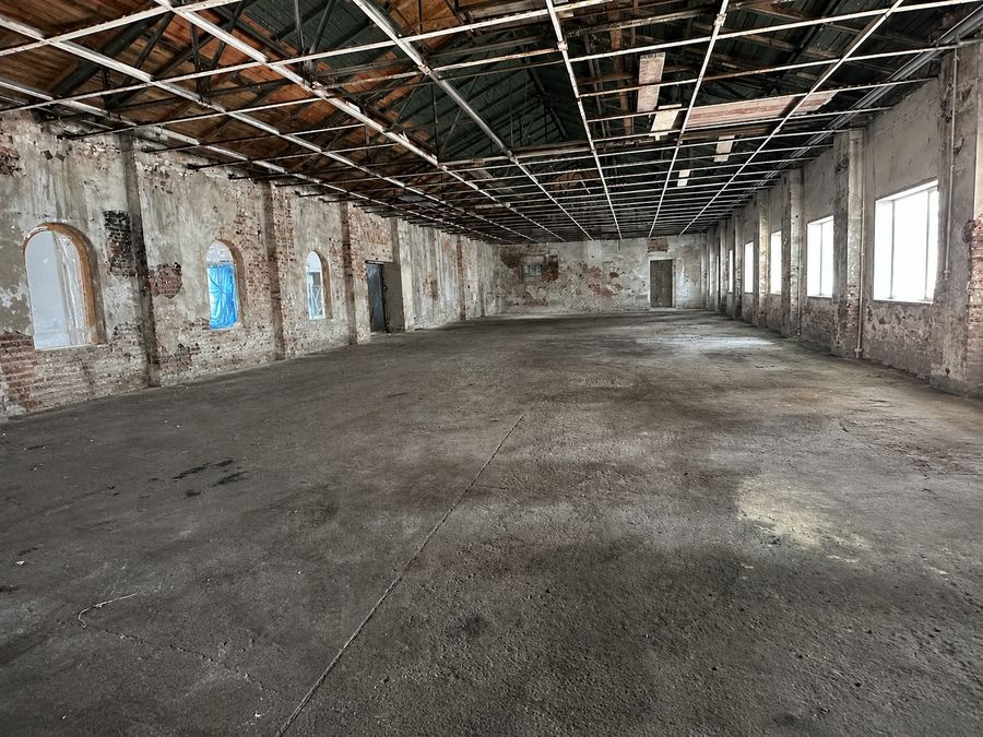 Hala produkcyjno-magazynowa z zapleczem biurowo-socjalnym – 734 m² — zdjęcie 8