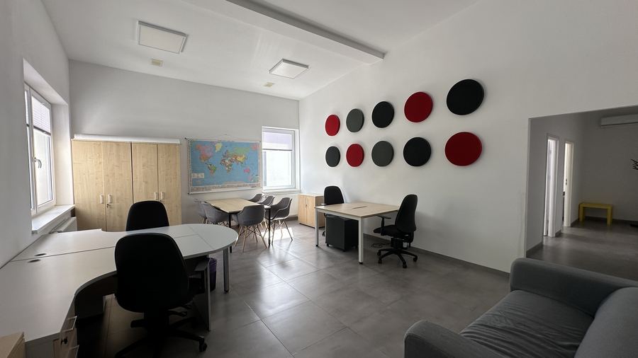 Hala produkcyjno-magazynowa z suwnicą 5 t i biurami – 1 753 m² — zdjęcie 12