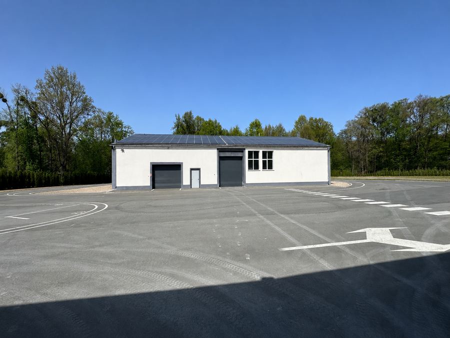 Zespół hal produkcyjno-magazynowych z wiatą – 1 783 m² — zdjęcie 6